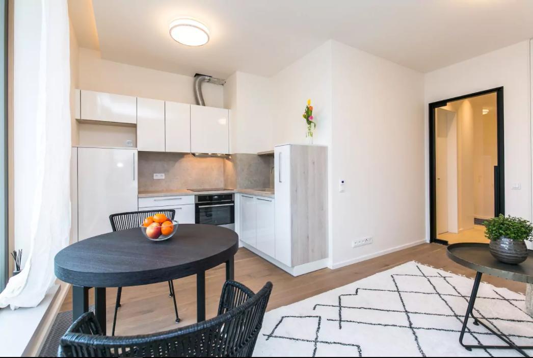 Flawless Apartments Pod Dekankou Прага Екстер'єр фото